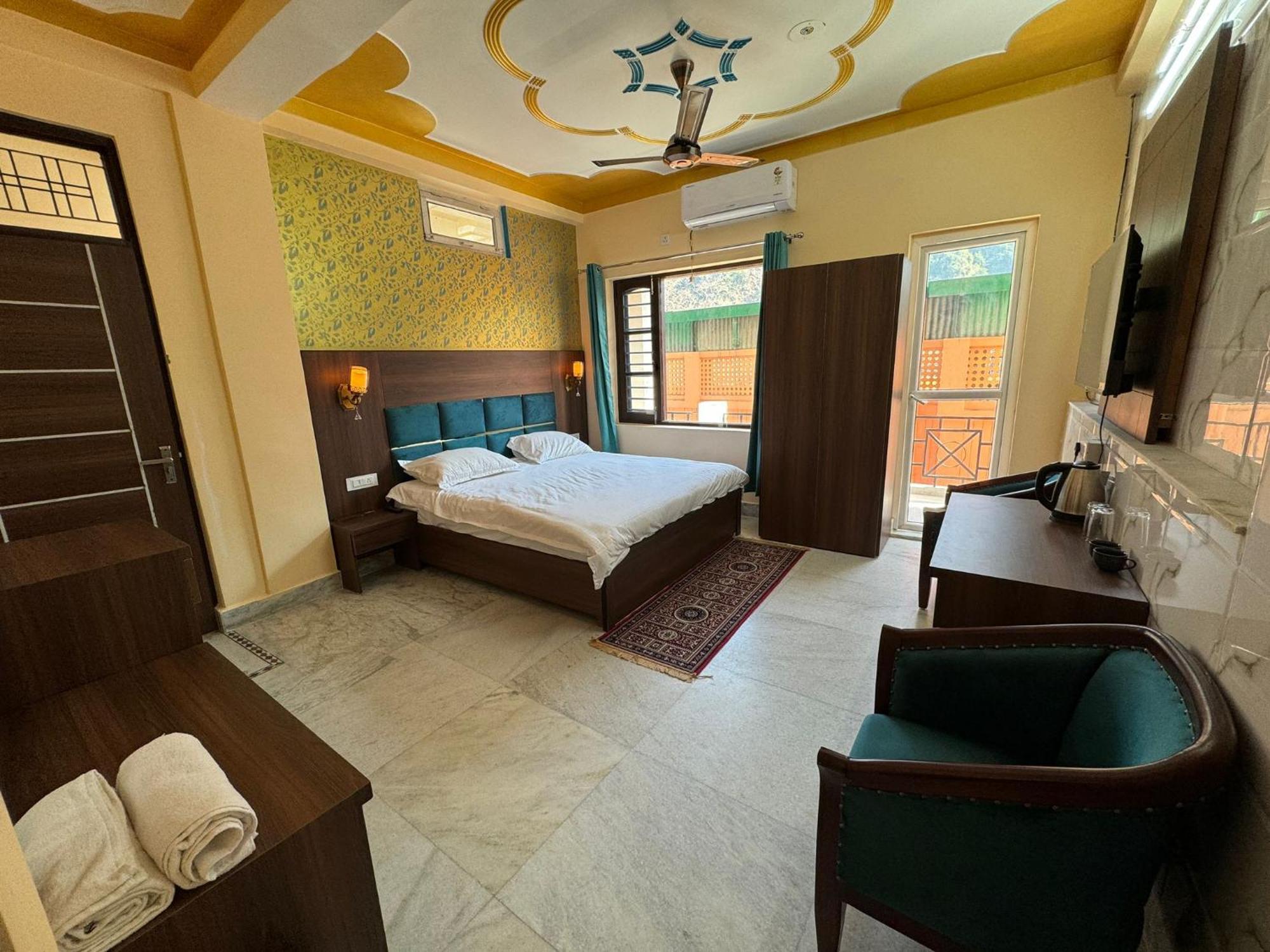 Himalaya Stay Rishīkesh Exteriör bild